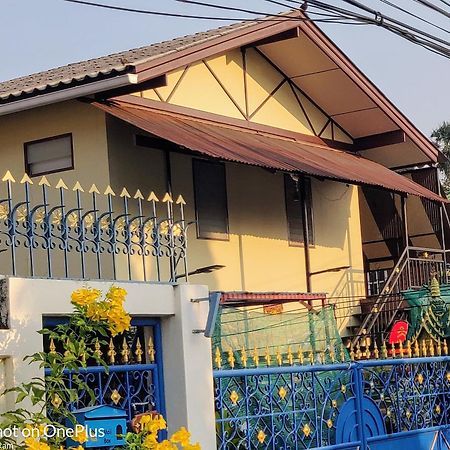 Manu V House Hotel Ayutthaya Eksteriør billede