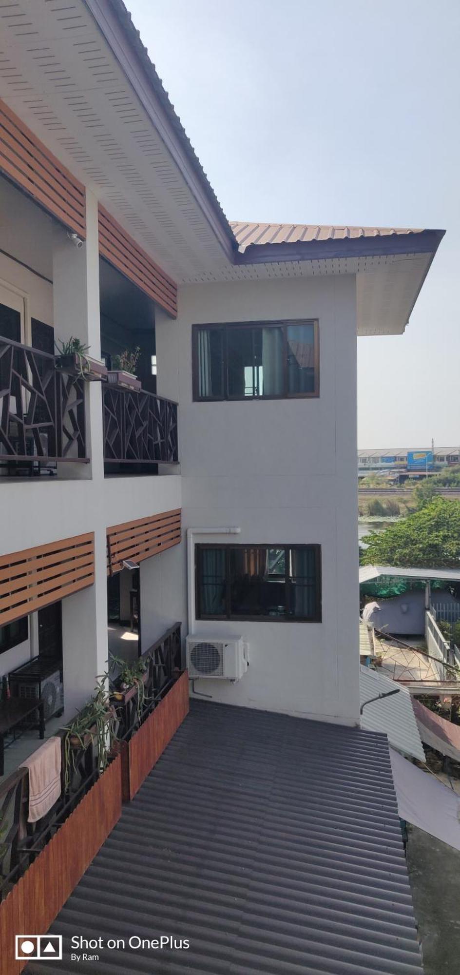 Manu V House Hotel Ayutthaya Eksteriør billede
