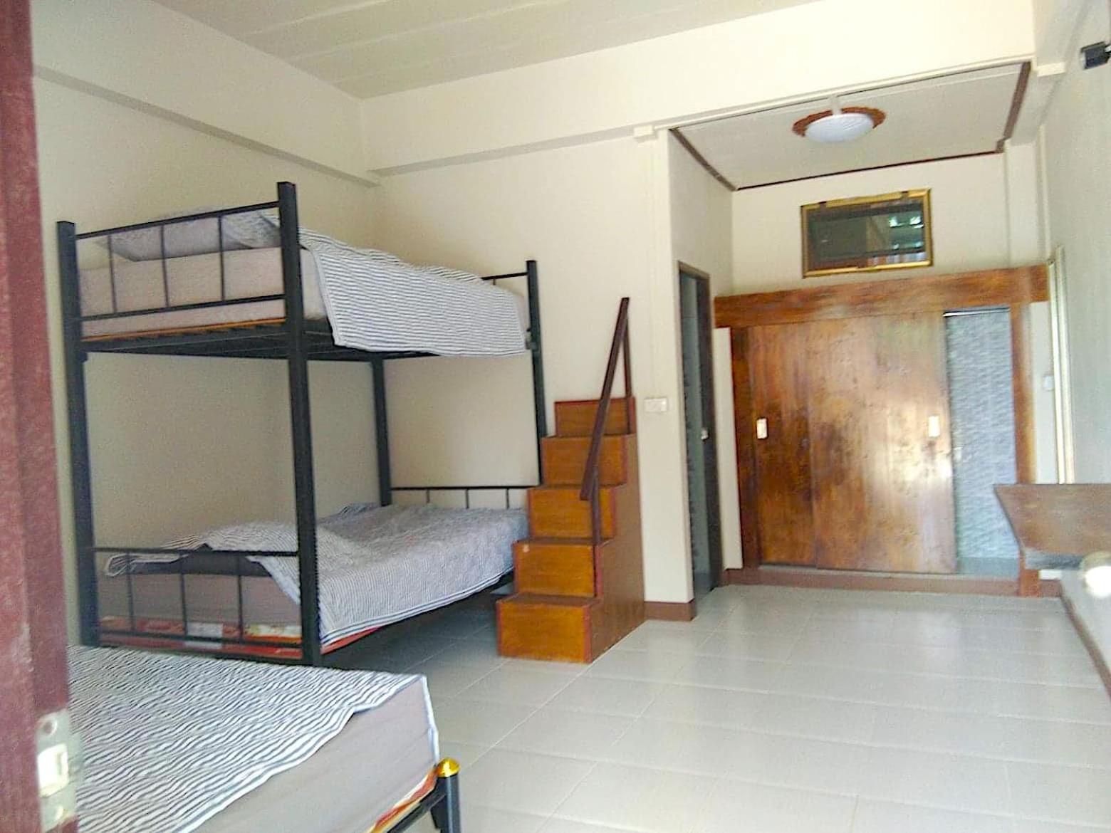 Manu V House Hotel Ayutthaya Eksteriør billede