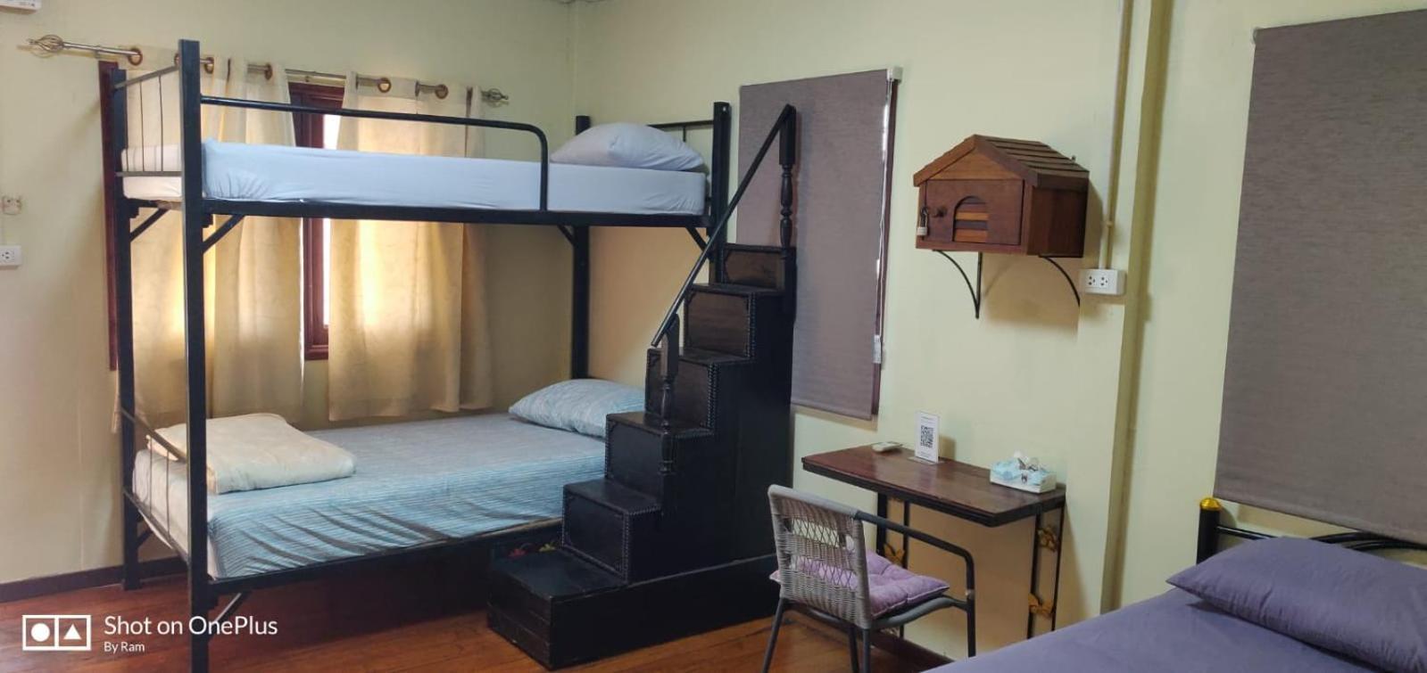 Manu V House Hotel Ayutthaya Eksteriør billede